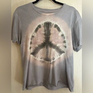 TIE-DYE PEACE SIGN T-SHIRT